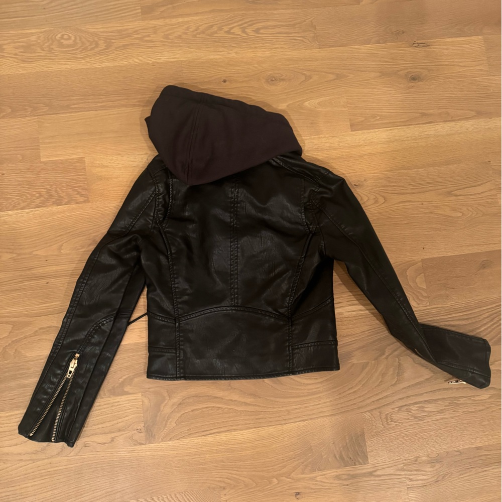Leather Jacket - Picture 3 of 3